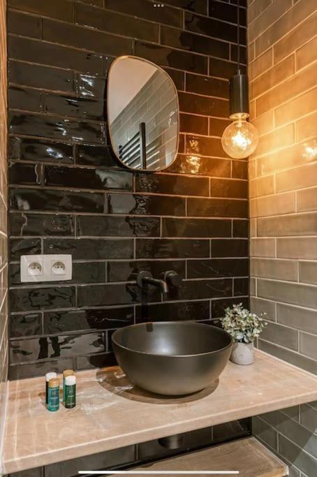 Juan - Stijlvol Appartement Met Uitzicht Op De Kaai Ostende Extérieur photo