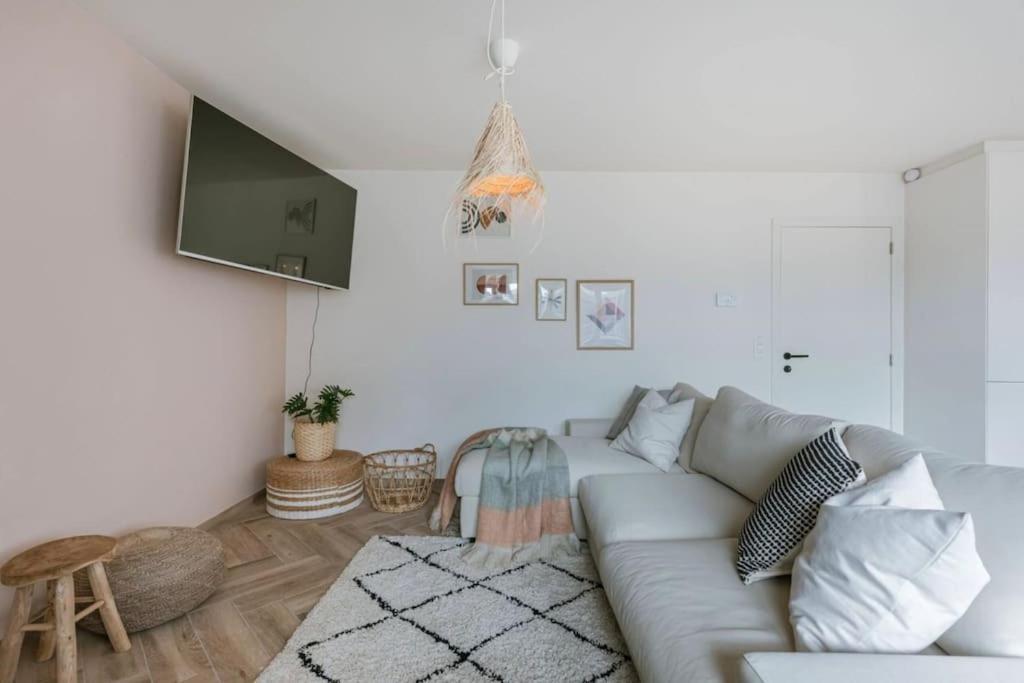 Juan - Stijlvol Appartement Met Uitzicht Op De Kaai Ostende Extérieur photo