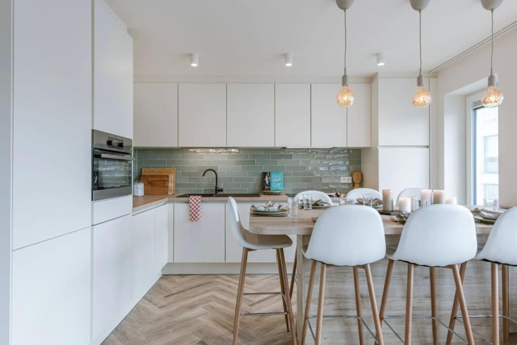 Juan - Stijlvol Appartement Met Uitzicht Op De Kaai Ostende Extérieur photo