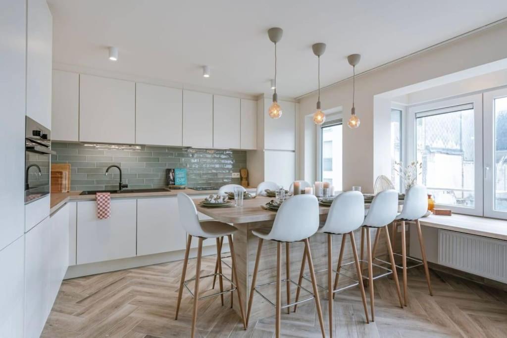 Juan - Stijlvol Appartement Met Uitzicht Op De Kaai Ostende Extérieur photo